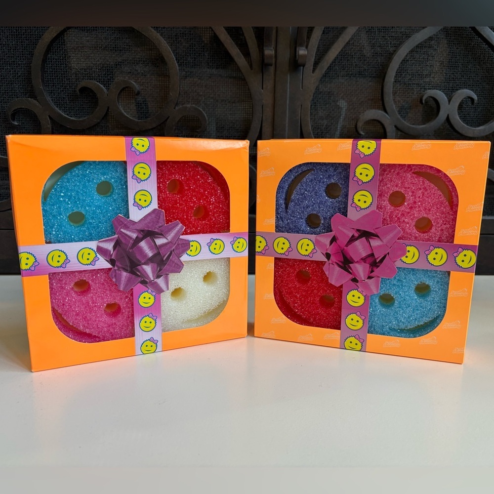 New Scrub Daddy (2) 4 Pack Scrub Mommy Sponge